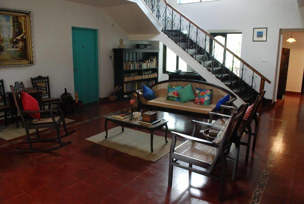Island House Goa Hotell Goltim Exteriör bild