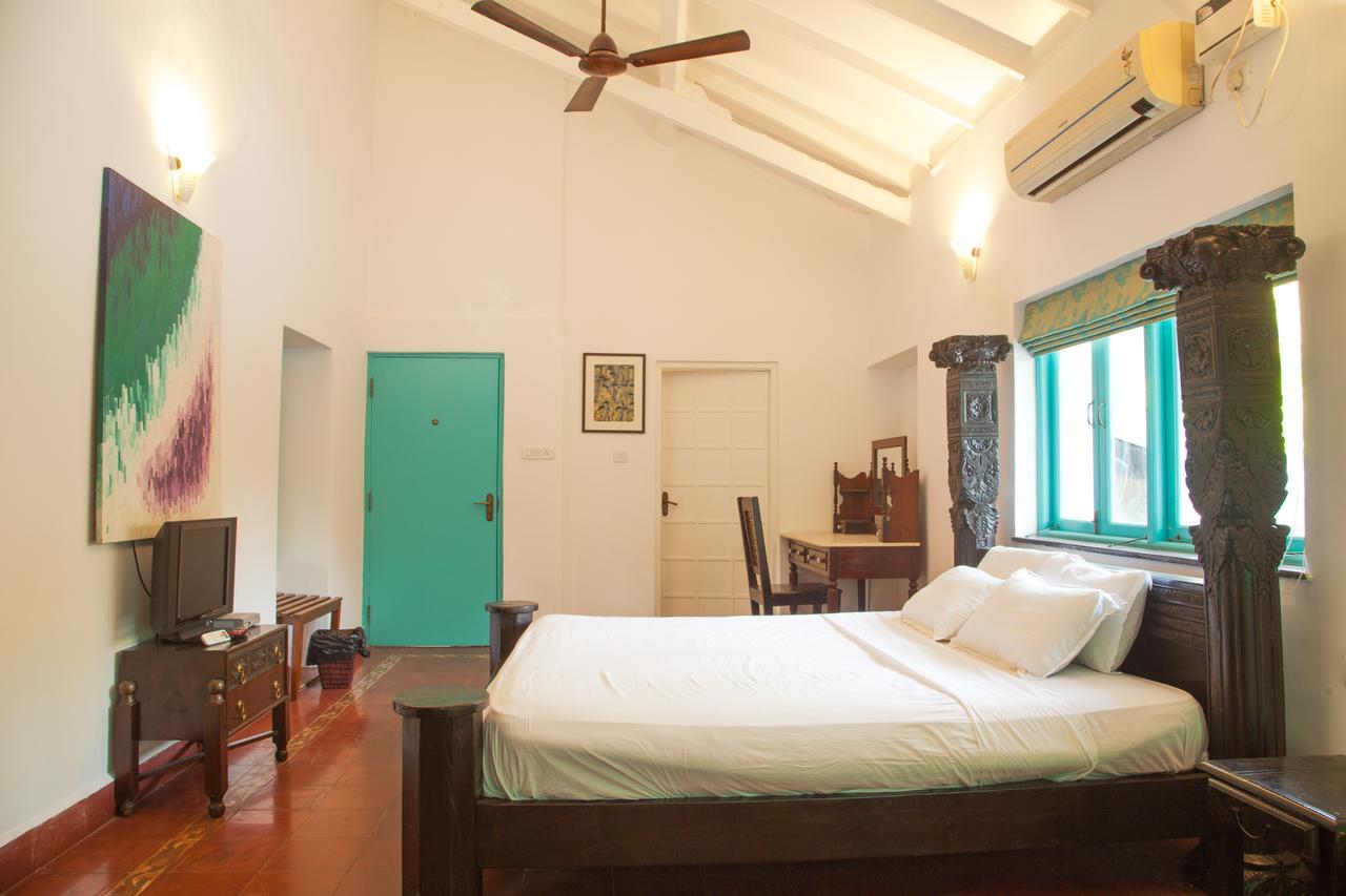 Island House Goa Hotell Goltim Exteriör bild